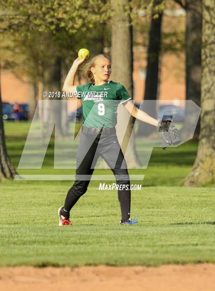 Thumbnail 2 in Nardin Academy vs. Mount St. Mary Academy photogallery.