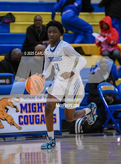 Thumbnail 3 in Crenshaw @ George Washington Prep photogallery.