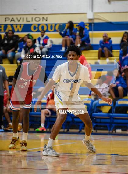 Thumbnail 3 in Crenshaw @ George Washington Prep photogallery.