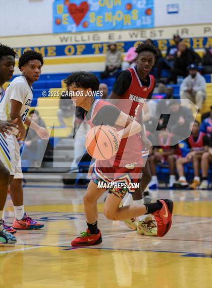 Thumbnail 3 in Crenshaw @ George Washington Prep photogallery.