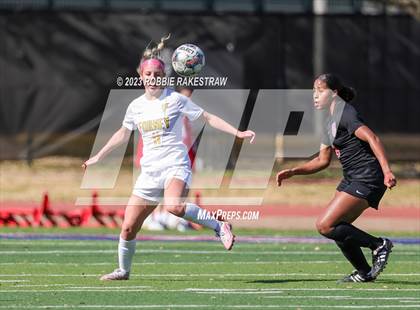 Thumbnail 3 in Forney vs. Duncanville (Duncanville Classic) photogallery.