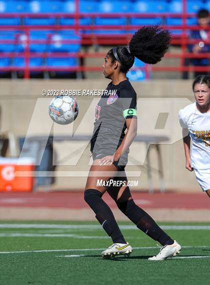 Thumbnail 2 in Forney vs. Duncanville (Duncanville Classic) photogallery.