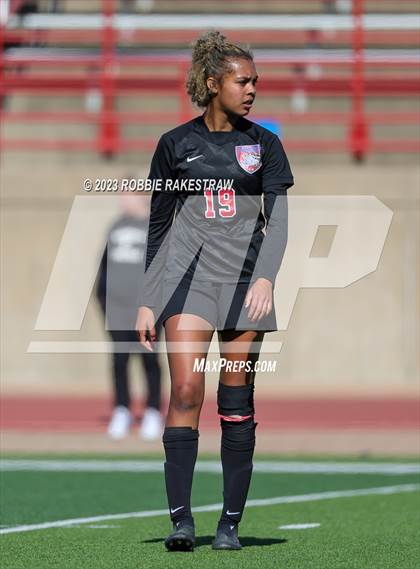 Thumbnail 2 in Forney vs. Duncanville (Duncanville Classic) photogallery.