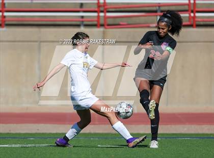 Thumbnail 3 in Forney vs. Duncanville (Duncanville Classic) photogallery.