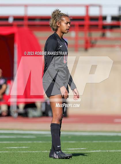 Thumbnail 2 in Forney vs. Duncanville (Duncanville Classic) photogallery.