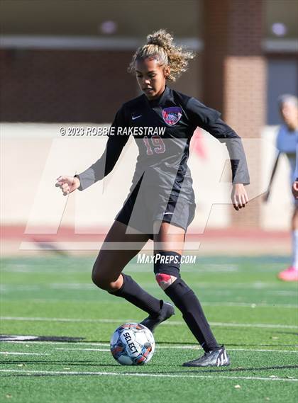 Thumbnail 2 in Forney vs. Duncanville (Duncanville Classic) photogallery.