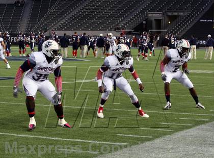 Thumbnail 3 in Semper Fidelis All-American Bowl  photogallery.