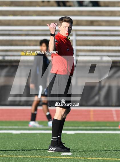 Thumbnail 2 in Roseburg @ Jesuit (OSAA 6A First Round Playoff) photogallery.