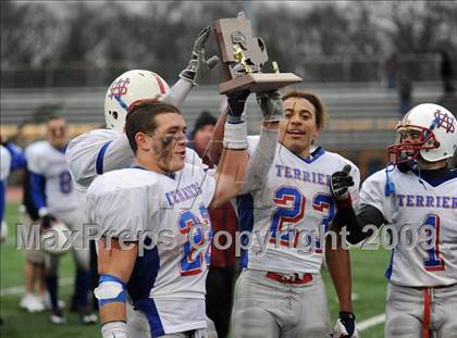 Thumbnail 1 in Longmeadow vs. West Springfield (MIAA Division I West Final) photogallery.