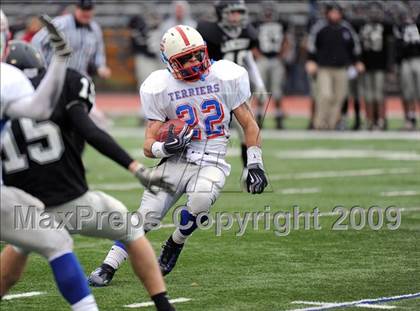 Thumbnail 1 in Longmeadow vs. West Springfield (MIAA Division I West Final) photogallery.