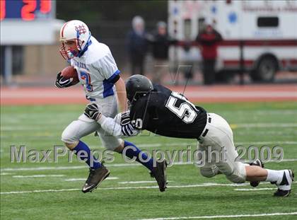 Thumbnail 1 in Longmeadow vs. West Springfield (MIAA Division I West Final) photogallery.