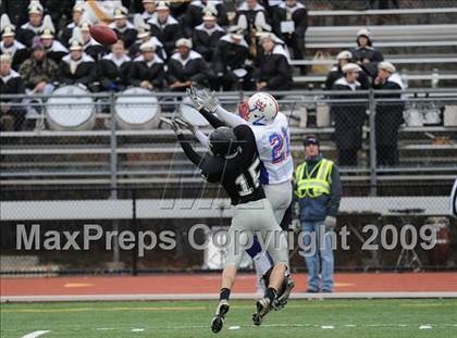 Thumbnail 1 in Longmeadow vs. West Springfield (MIAA Division I West Final) photogallery.