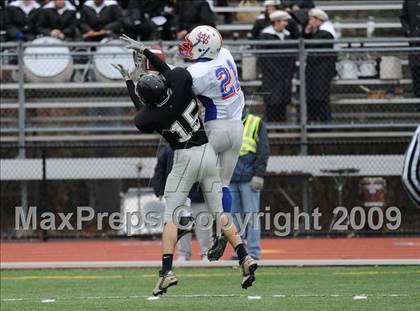 Thumbnail 3 in Longmeadow vs. West Springfield (MIAA Division I West Final) photogallery.