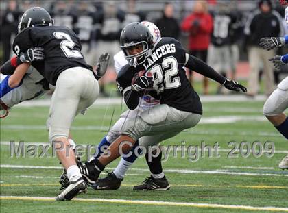 Thumbnail 1 in Longmeadow vs. West Springfield (MIAA Division I West Final) photogallery.