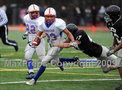 Thumbnail 1 in Longmeadow vs. West Springfield (MIAA Division I West Final) photogallery.