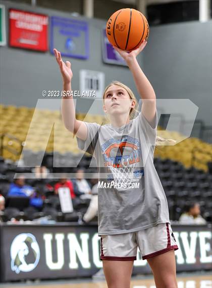 Thumbnail 3 in Lumberton vs. St. Pauls (2023 Robeson County Shootout) photogallery.