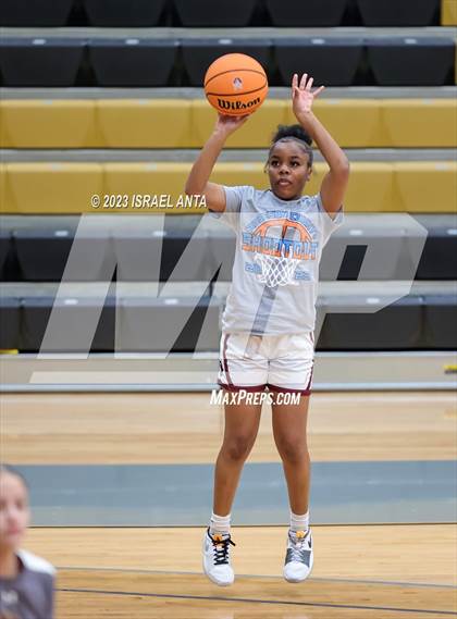 Thumbnail 1 in Lumberton vs. St. Pauls (2023 Robeson County Shootout) photogallery.