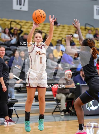 Thumbnail 1 in Lumberton vs. St. Pauls (2023 Robeson County Shootout) photogallery.