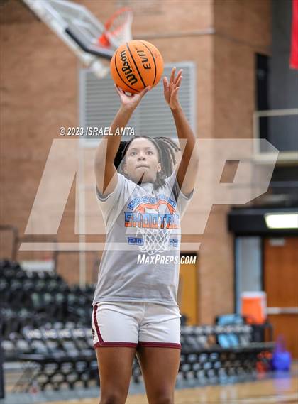 Thumbnail 3 in Lumberton vs. St. Pauls (2023 Robeson County Shootout) photogallery.