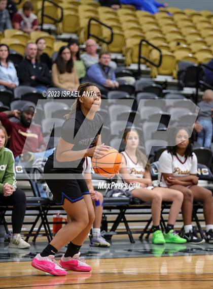 Thumbnail 3 in Lumberton vs. St. Pauls (2023 Robeson County Shootout) photogallery.