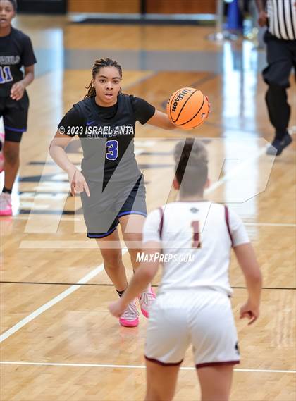 Thumbnail 2 in Lumberton vs. St. Pauls (2023 Robeson County Shootout) photogallery.