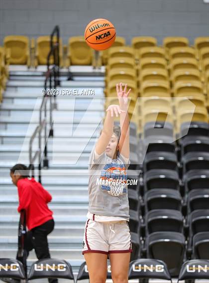 Thumbnail 1 in Lumberton vs. St. Pauls (2023 Robeson County Shootout) photogallery.