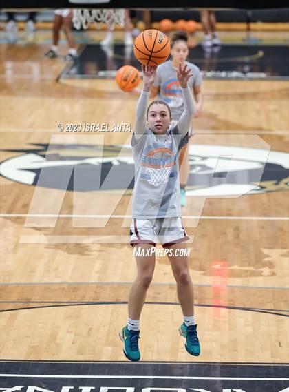 Thumbnail 2 in Lumberton vs. St. Pauls (2023 Robeson County Shootout) photogallery.