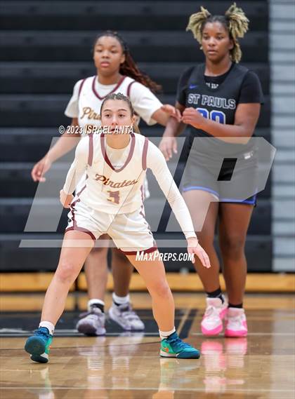 Thumbnail 2 in Lumberton vs. St. Pauls (2023 Robeson County Shootout) photogallery.