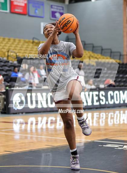 Thumbnail 2 in Lumberton vs. St. Pauls (2023 Robeson County Shootout) photogallery.