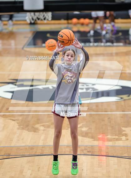 Thumbnail 3 in Lumberton vs. St. Pauls (2023 Robeson County Shootout) photogallery.