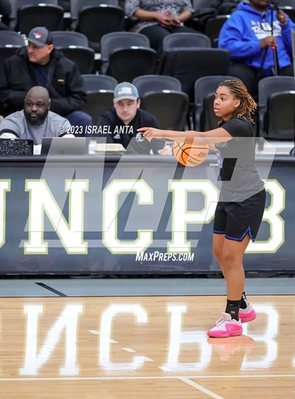 Thumbnail 1 in Lumberton vs. St. Pauls (2023 Robeson County Shootout) photogallery.
