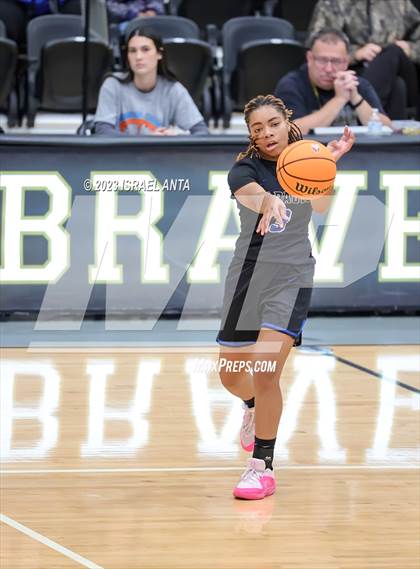Thumbnail 2 in Lumberton vs. St. Pauls (2023 Robeson County Shootout) photogallery.