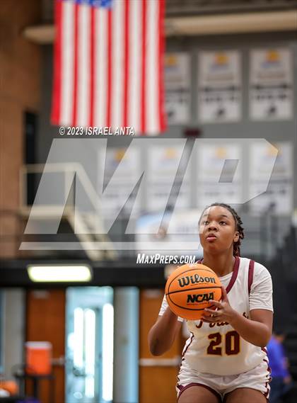 Thumbnail 2 in Lumberton vs. St. Pauls (2023 Robeson County Shootout) photogallery.
