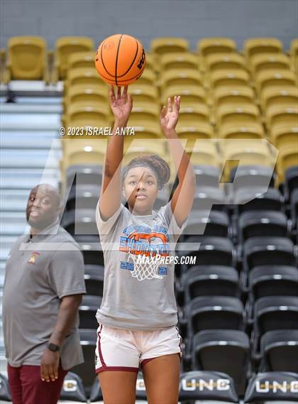 Thumbnail 3 in Lumberton vs. St. Pauls (2023 Robeson County Shootout) photogallery.