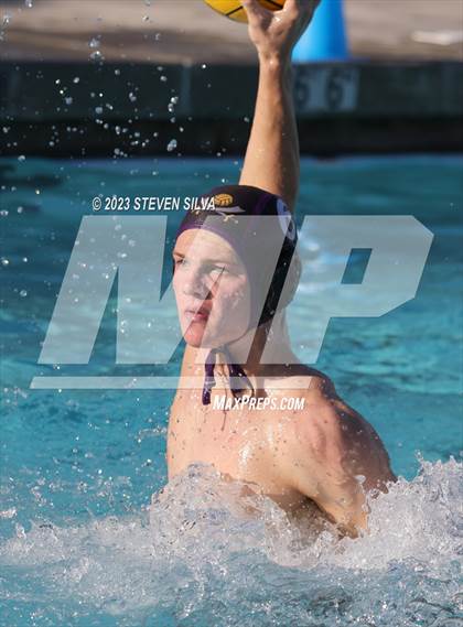Thumbnail 3 in Mercer Island vs. Santana (San Diego Open) photogallery.