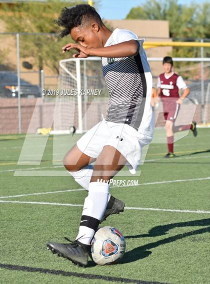 Thumbnail 3 in Palo Verde vs Faith Lutheran photogallery.
