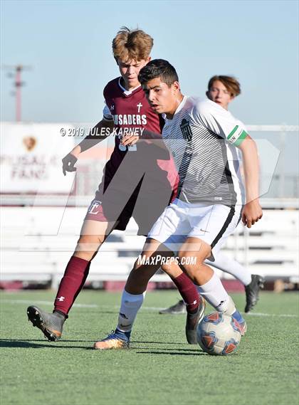 Thumbnail 3 in Palo Verde vs Faith Lutheran photogallery.