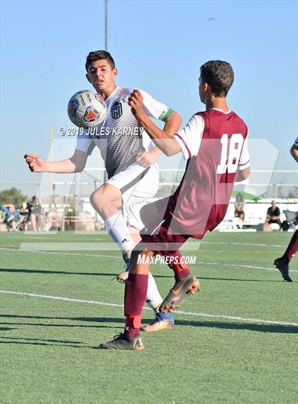 Thumbnail 2 in Palo Verde vs Faith Lutheran photogallery.