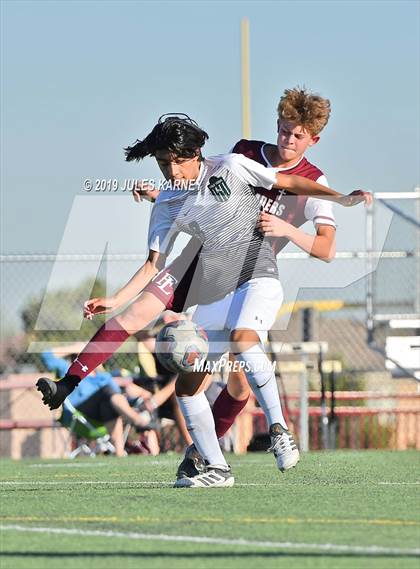 Thumbnail 3 in Palo Verde vs Faith Lutheran photogallery.