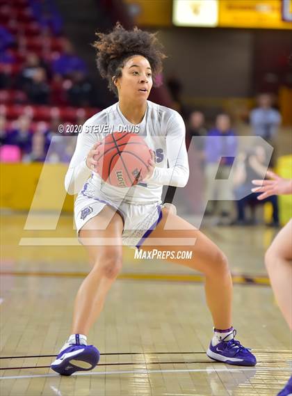 Thumbnail 1 in Sunrise Mountain @ Millennium (AIA 5A Final) photogallery.