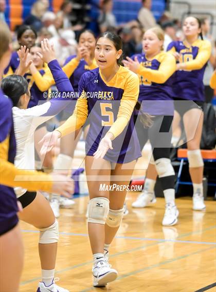 Thumbnail 2 in Desert Vista vs. Mesa (Westwood Tournament) photogallery.