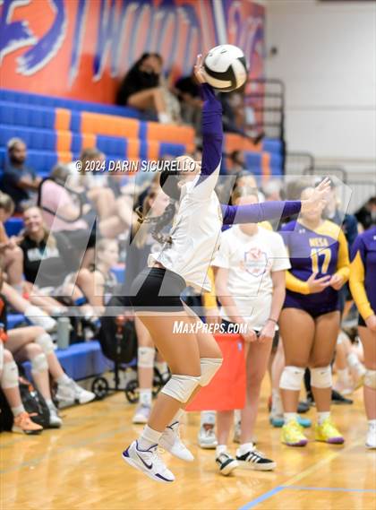 Thumbnail 2 in Desert Vista vs. Mesa (Westwood Tournament) photogallery.