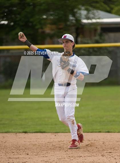 Thumbnail 3 in Wilsonville @ La Salle photogallery.