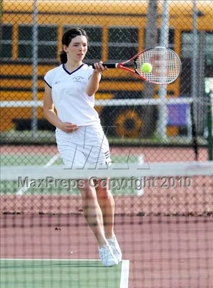 Thumbnail 3 in Oak Harbor @ Marysville-Pilchuck photogallery.