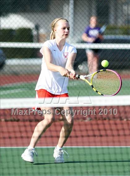 Thumbnail 3 in Oak Harbor @ Marysville-Pilchuck photogallery.