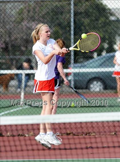 Thumbnail 1 in Oak Harbor @ Marysville-Pilchuck photogallery.