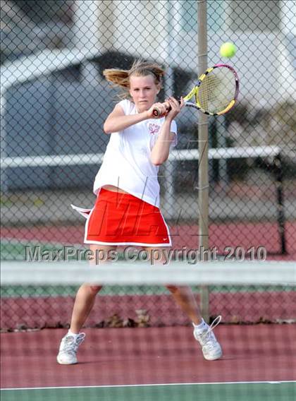 Thumbnail 3 in Oak Harbor @ Marysville-Pilchuck photogallery.