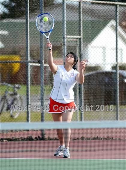 Thumbnail 3 in Oak Harbor @ Marysville-Pilchuck photogallery.