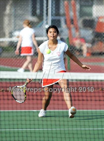 Thumbnail 3 in Oak Harbor @ Marysville-Pilchuck photogallery.