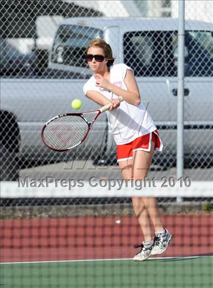 Thumbnail 1 in Oak Harbor @ Marysville-Pilchuck photogallery.